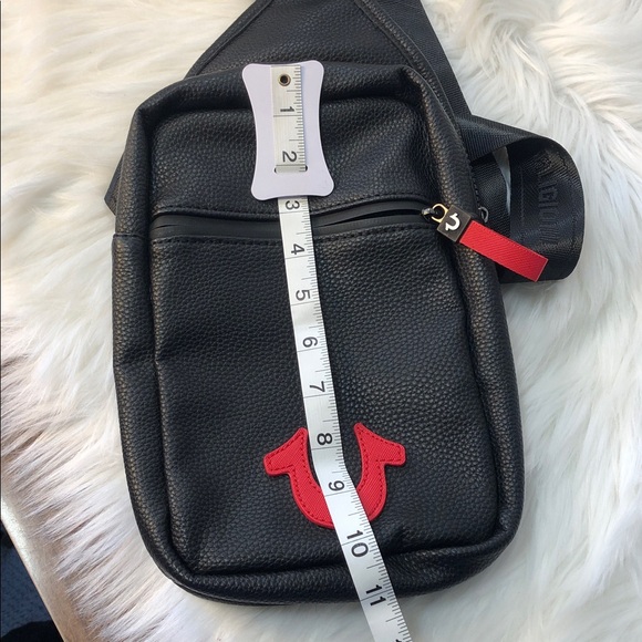 NWT True Religion Faux Leather Sling bag. NEW - Picture 12 of 13